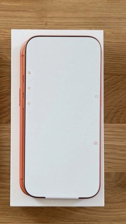 iPhone 17 Pro · Cosmic Orange – Originalfoto 2 von 2