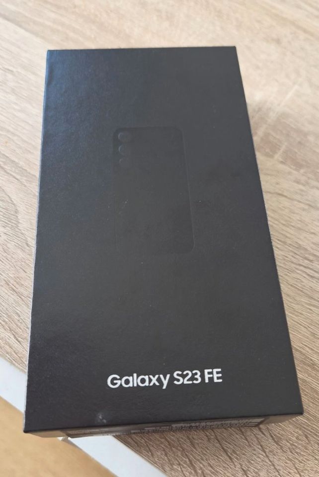 Galaxy S23 FE · Farbe auf Anfrage – Originalfoto 9 von 9